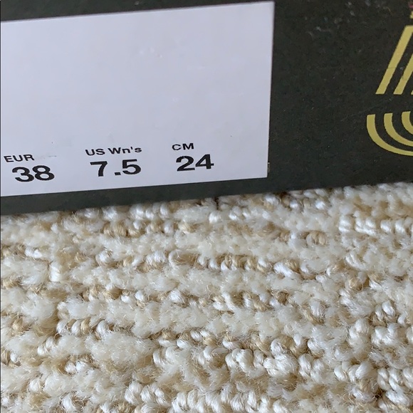 Puma Suede Sneakers - Picture 8 of 8